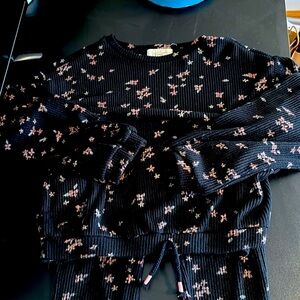 Jessica Simpson 2 piece set.
